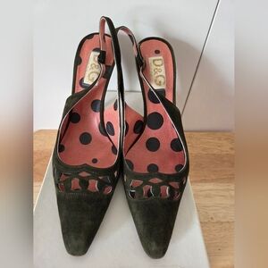 D&G Women's Dark Green Suede Slingback Heels